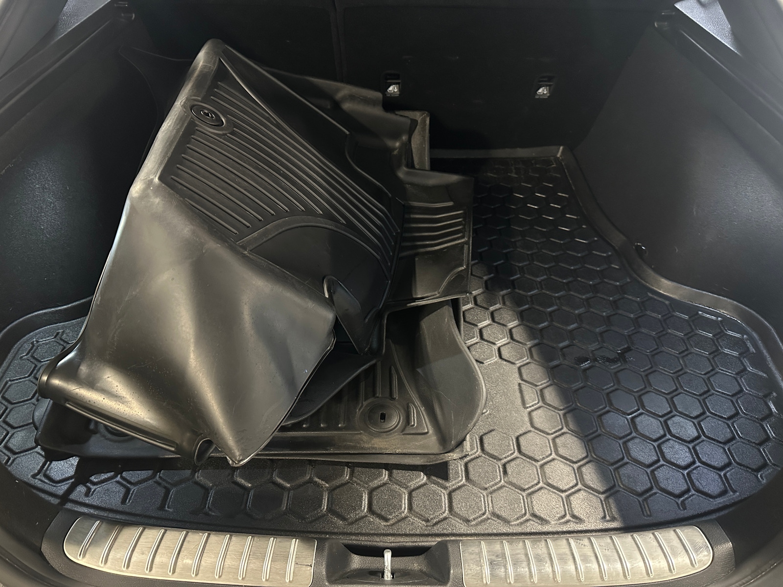 Thumbnail: 2020 Kia Stinger - 6