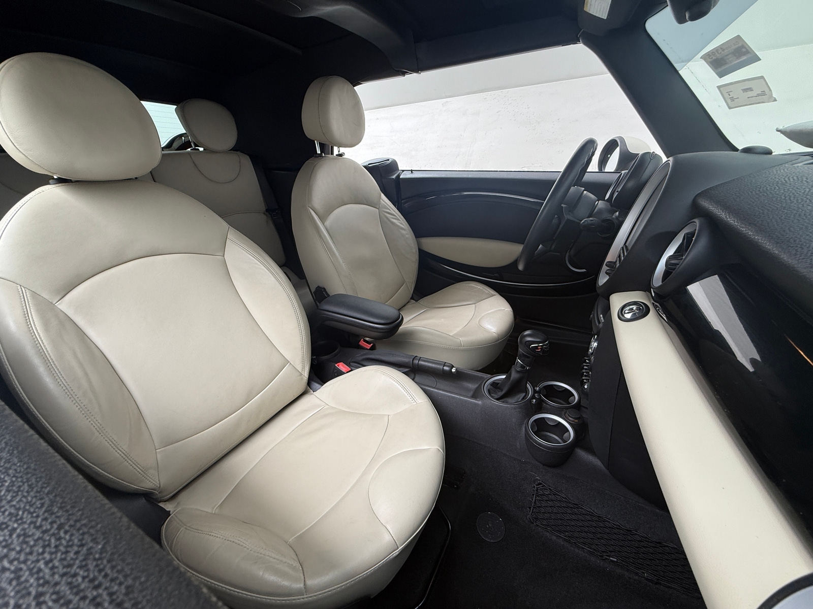 Thumbnail: 2015 MINI Cooper Convertible - 2