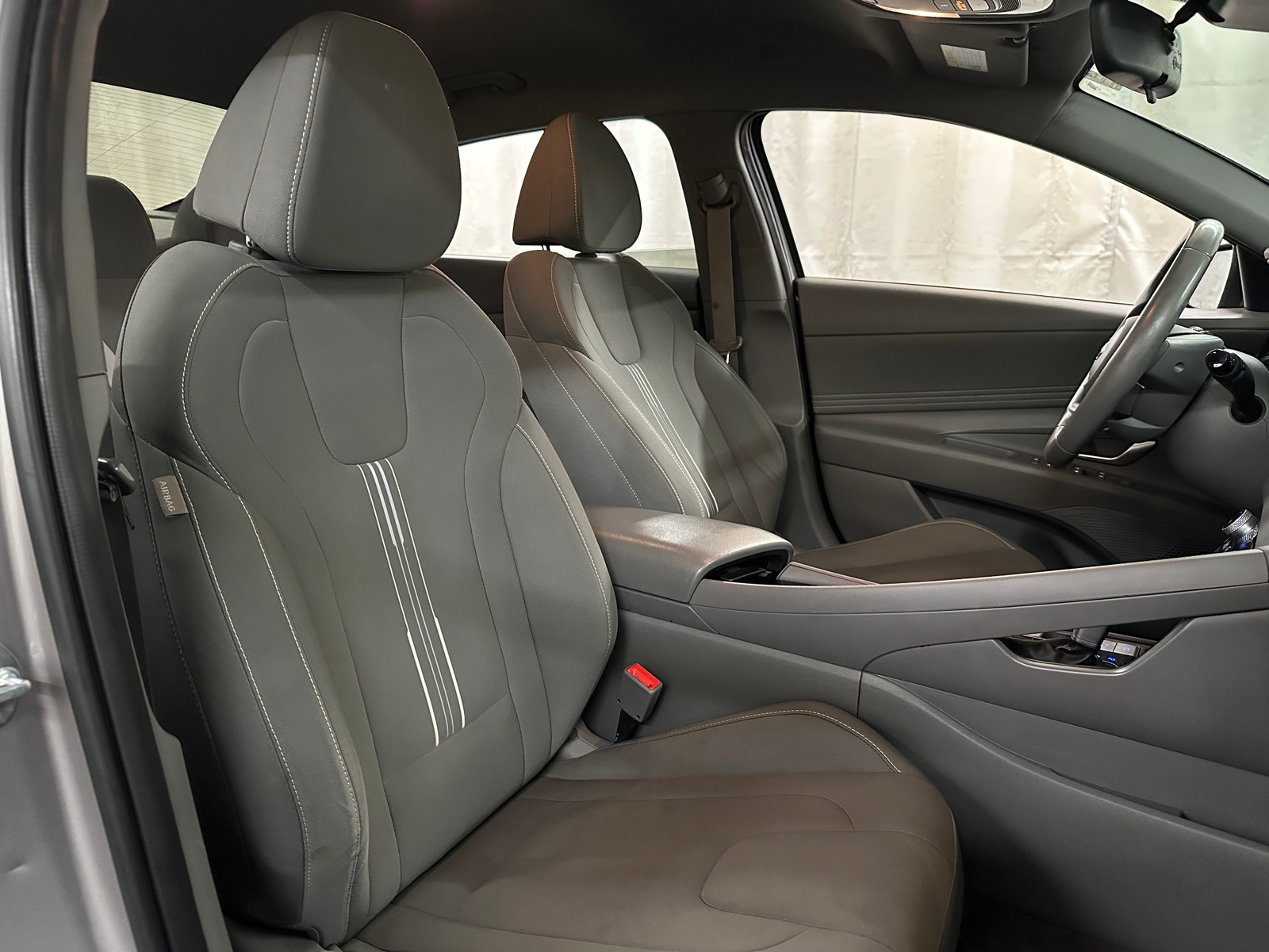 Thumbnail: 2022 Hyundai Elantra - 2