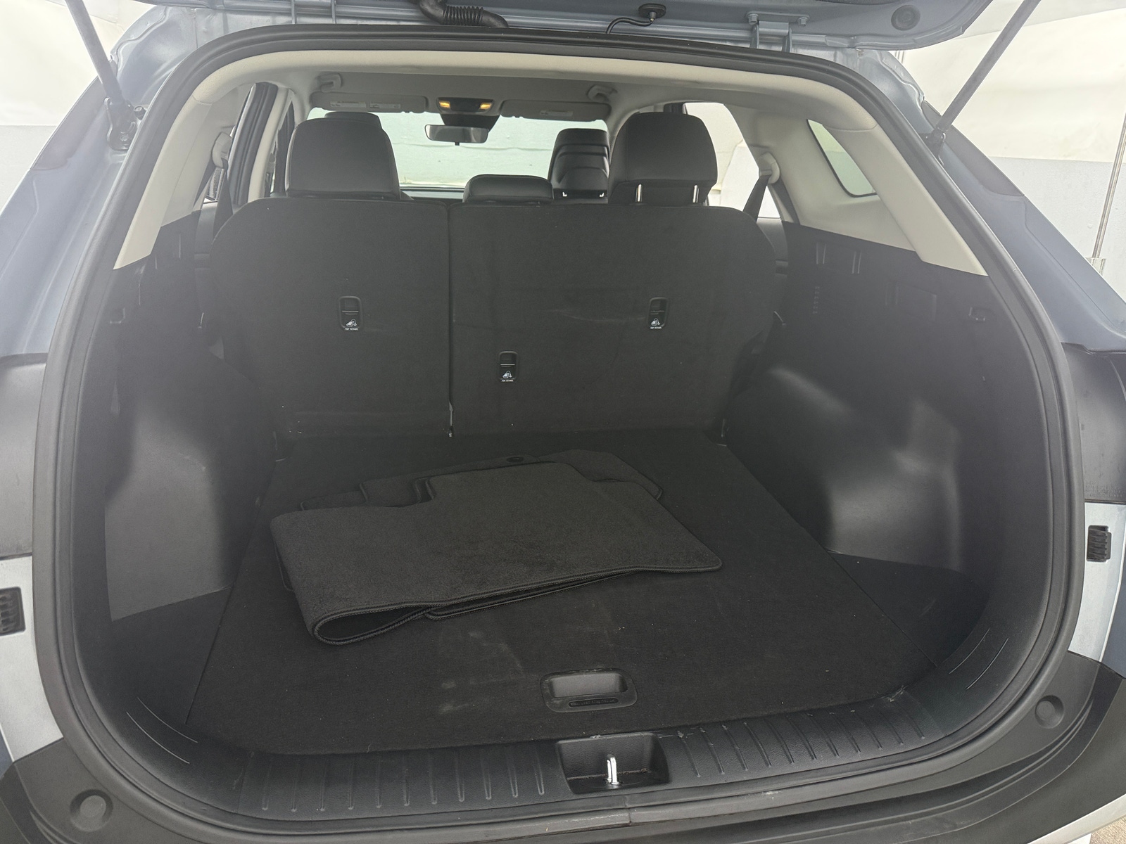 Thumbnail: 2025 Kia Sportage - 6