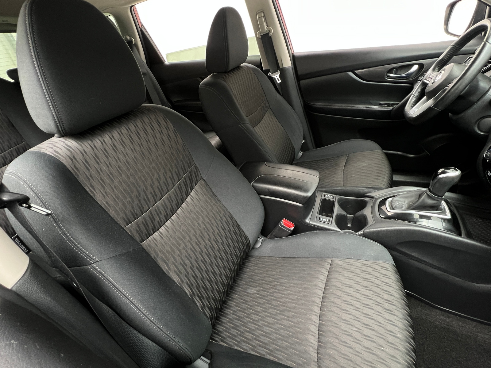 Thumbnail: 2018 Nissan Rogue - 2