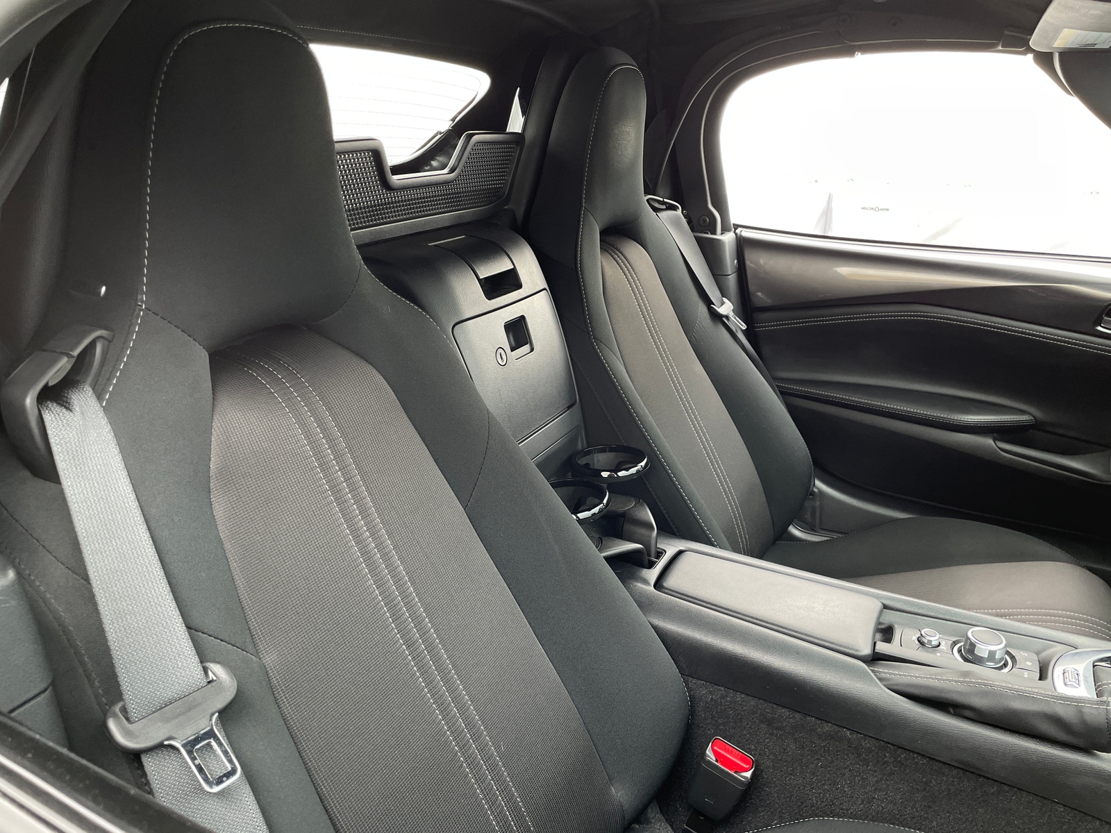 Thumbnail: 2021 Mazda MX-5 Miata - 2