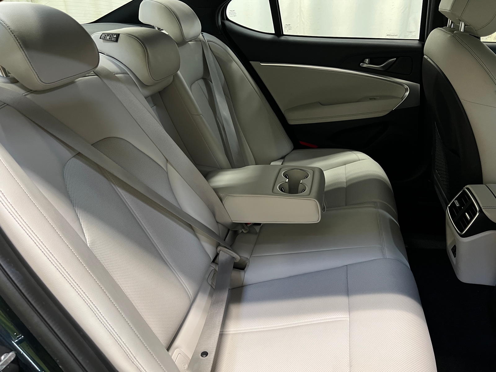 Thumbnail: 2025 Genesis G70 - 5