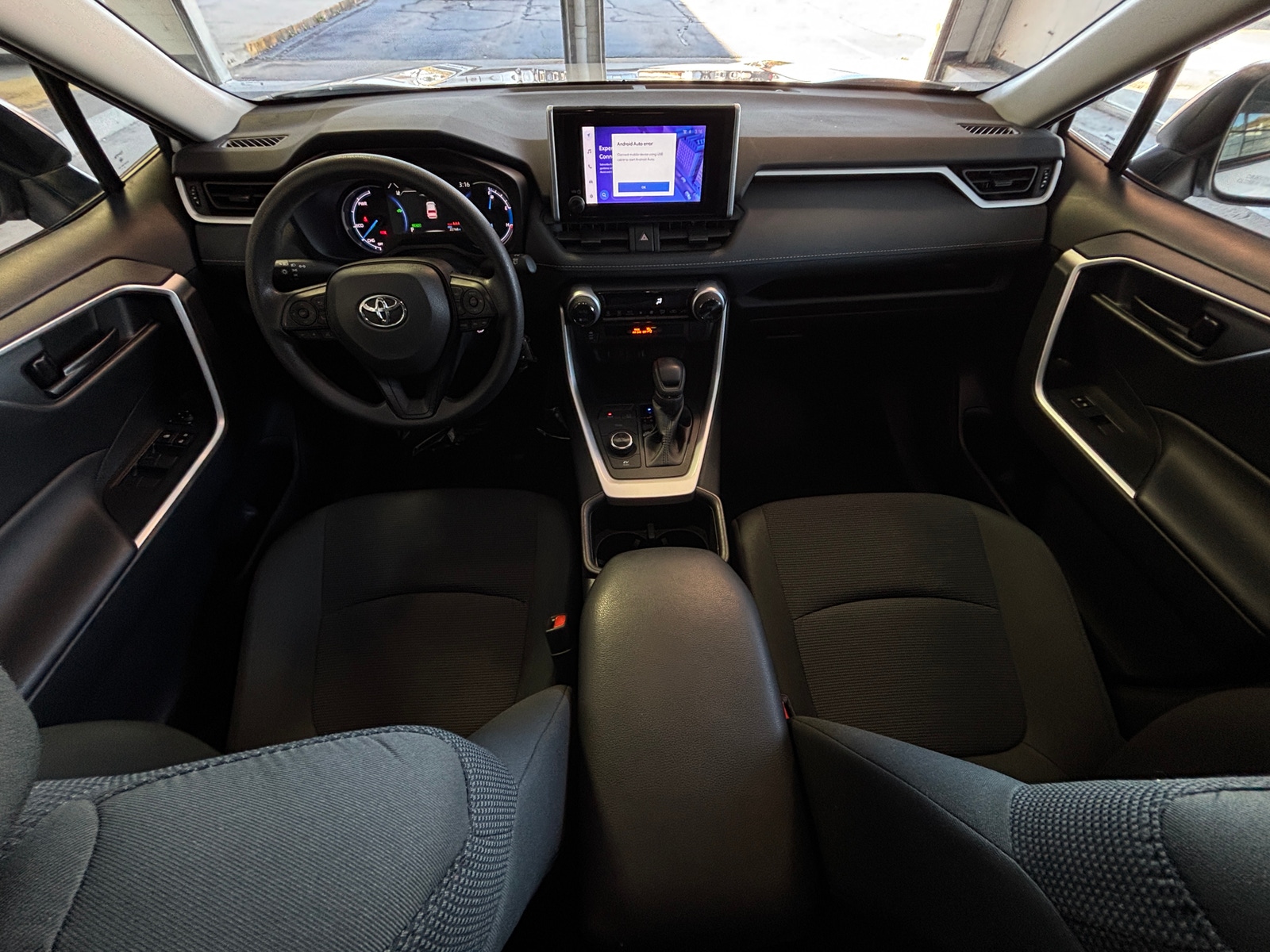 Thumbnail: 2025 Toyota RAV4 - 3