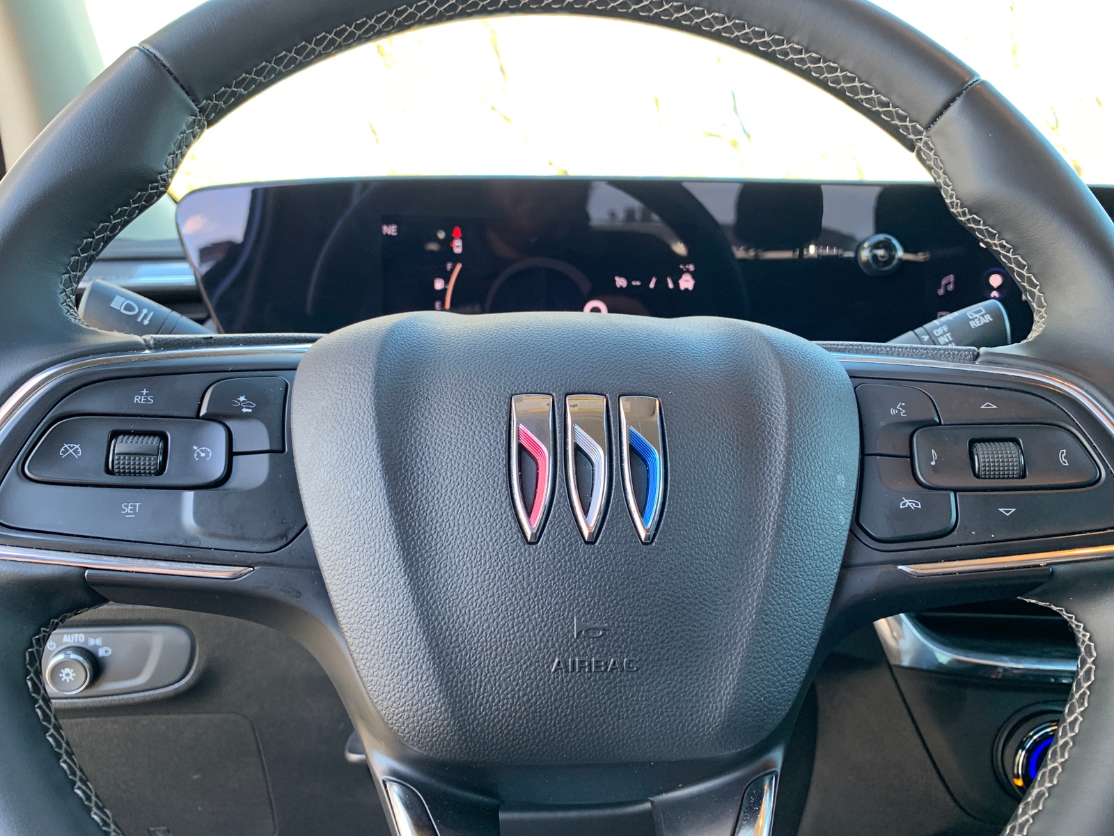 Thumbnail: 2025 Buick Encore GX - 5