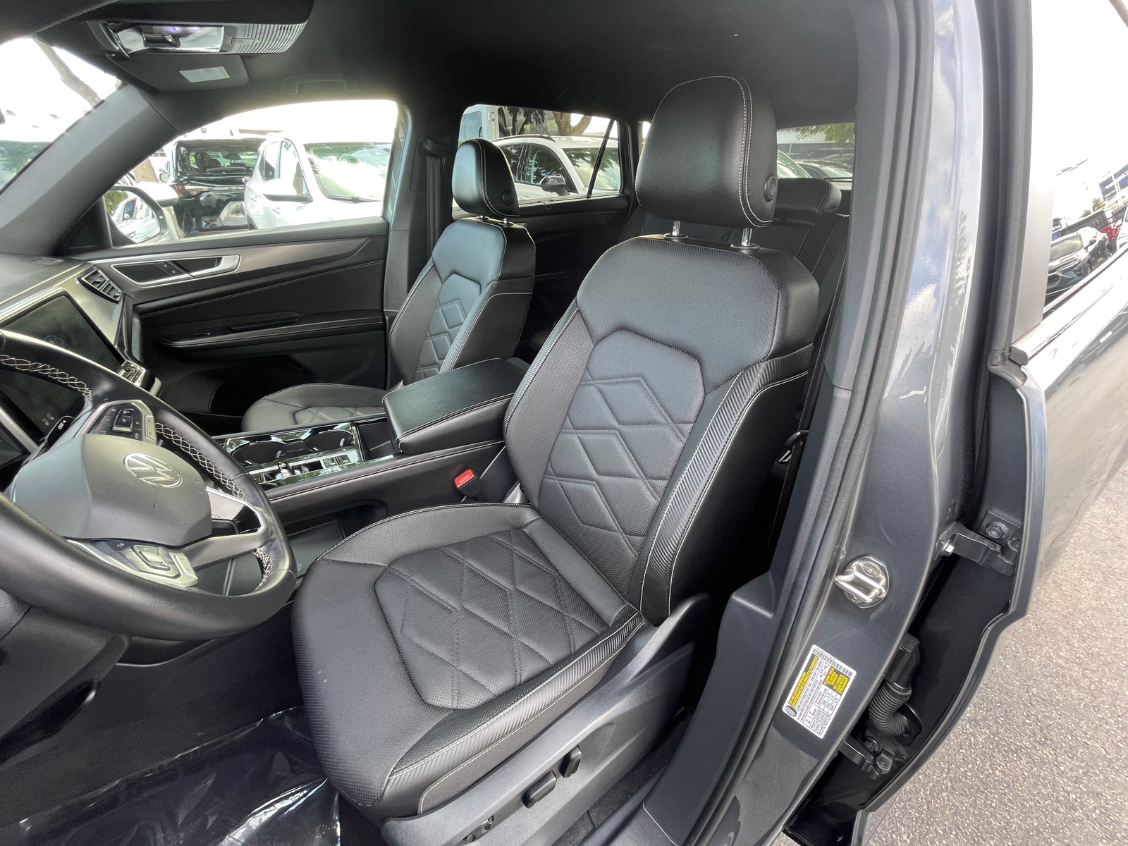 Thumbnail: 2025 Volkswagen Atlas - 2