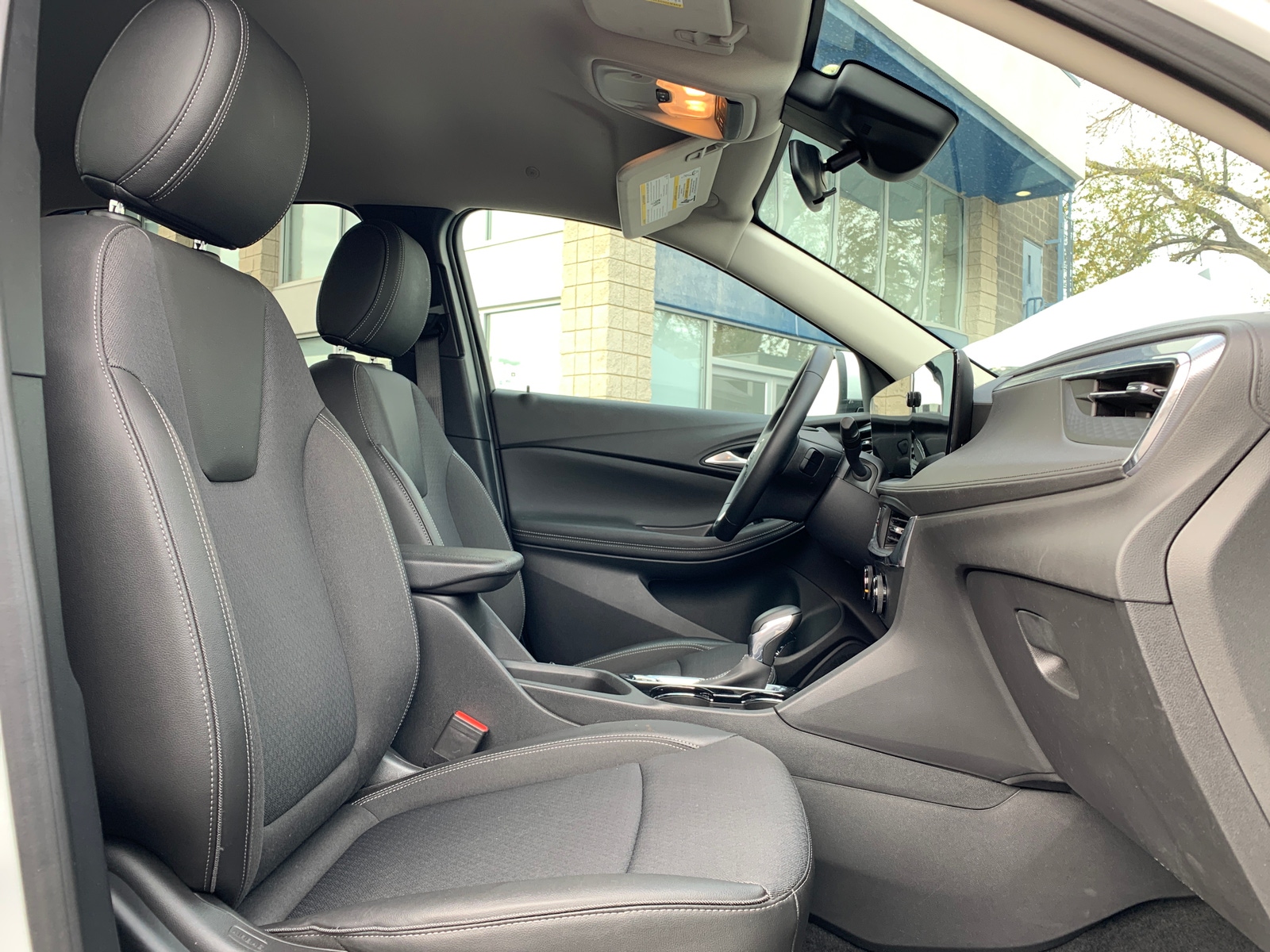 Thumbnail: 2025 Buick Encore GX - 2