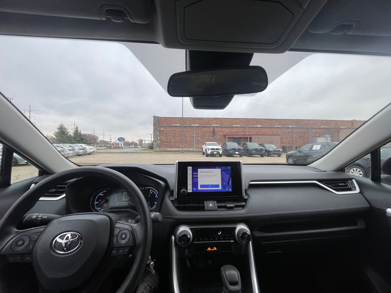 Thumbnail: 2025 Toyota RAV4 - 3