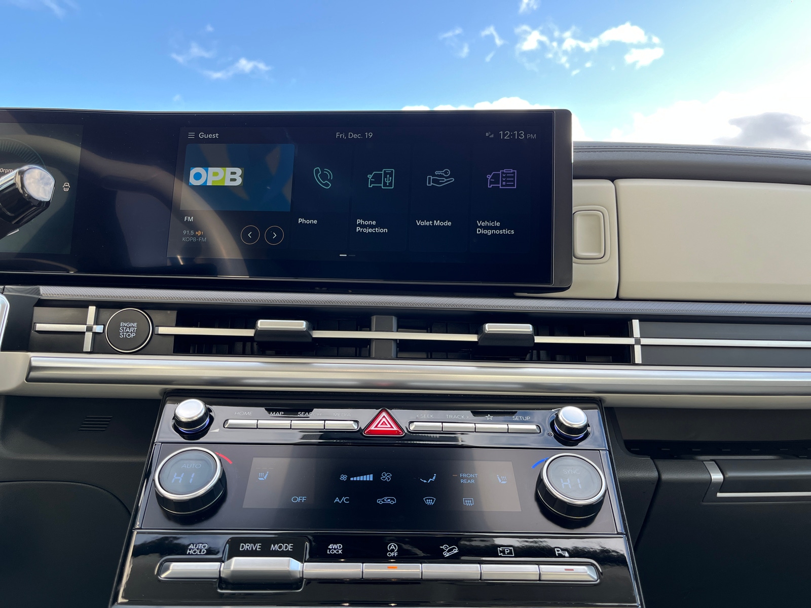 Thumbnail: 2025 Hyundai Santa Fe - 4