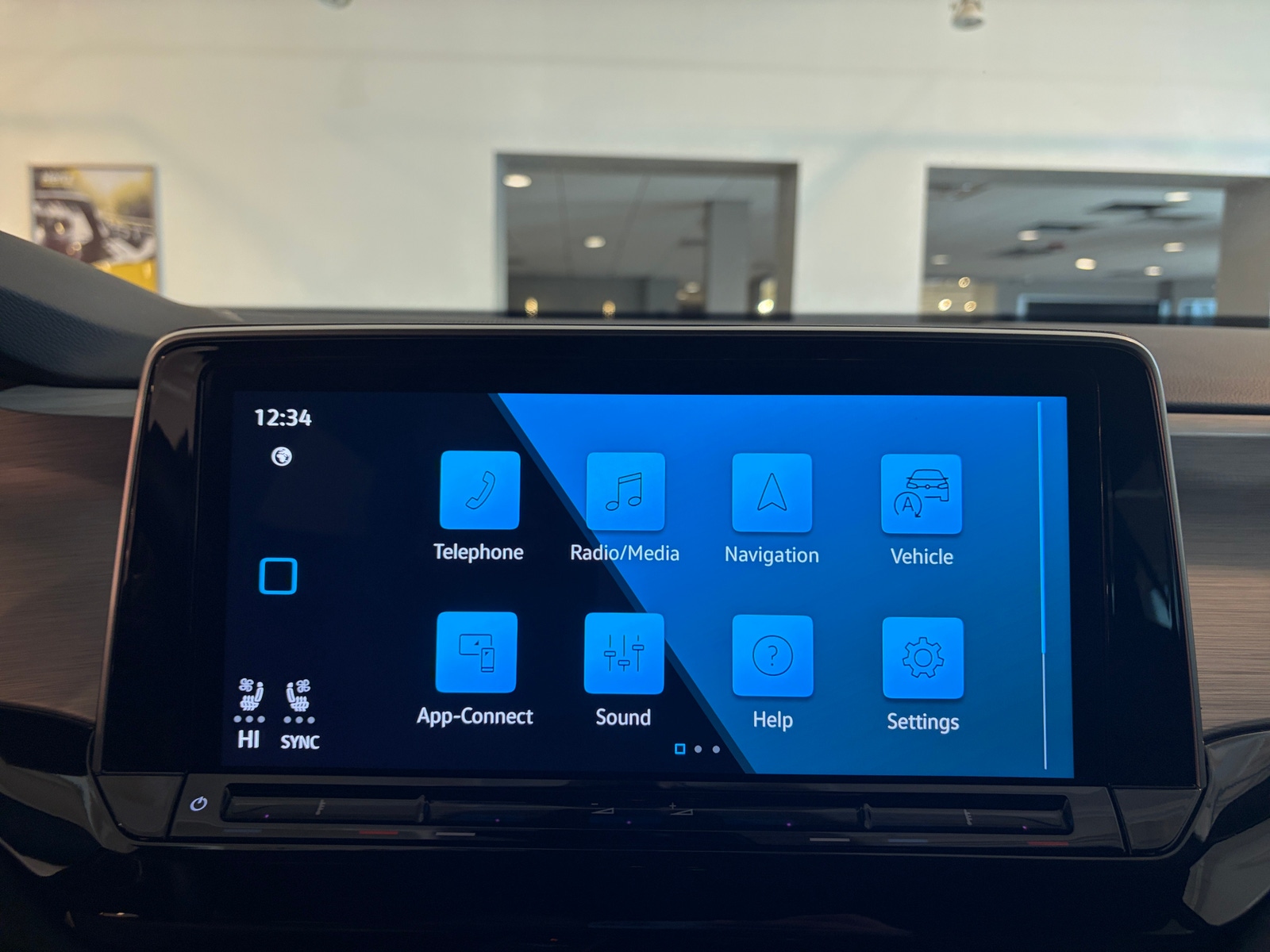 Thumbnail: 2025 Volkswagen Atlas - 4