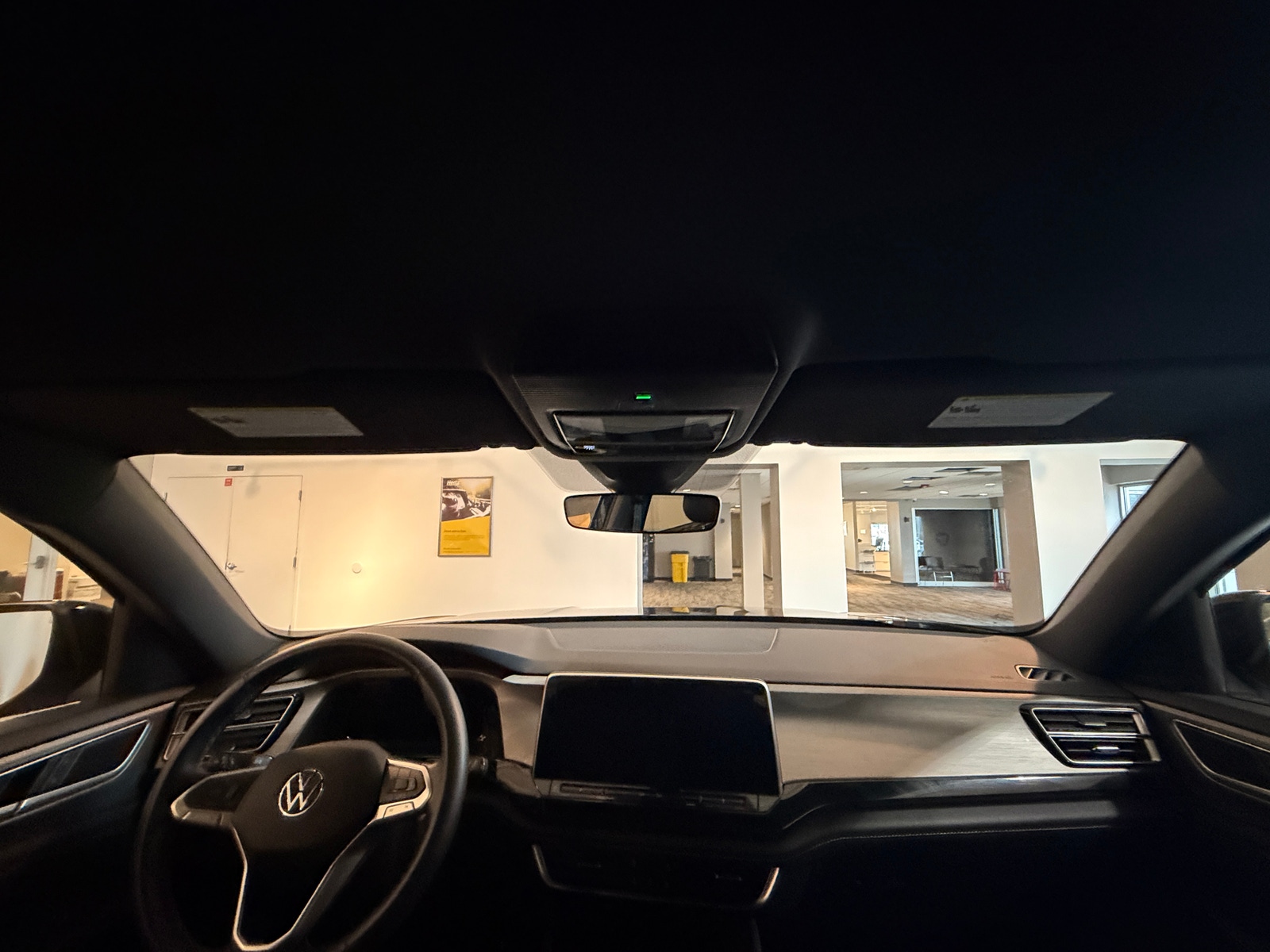 Thumbnail: 2025 Volkswagen Atlas - 3