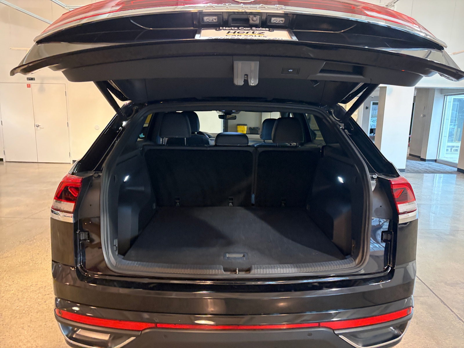 Thumbnail: 2025 Volkswagen Atlas - 6