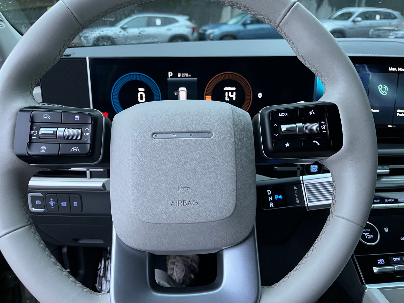 Thumbnail: 2025 Hyundai Santa Fe - 5