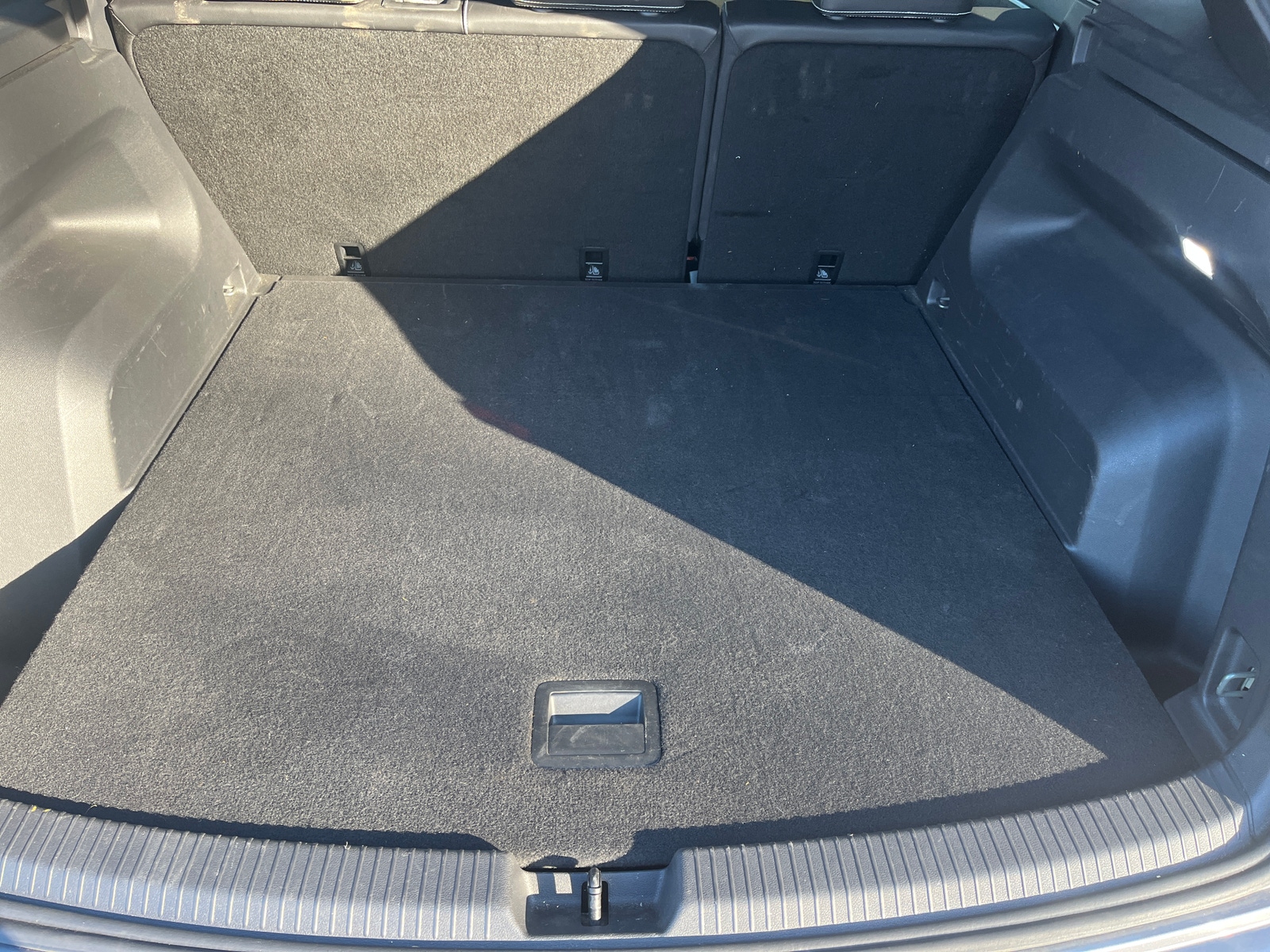 Thumbnail: 2025 Volkswagen Atlas - 4