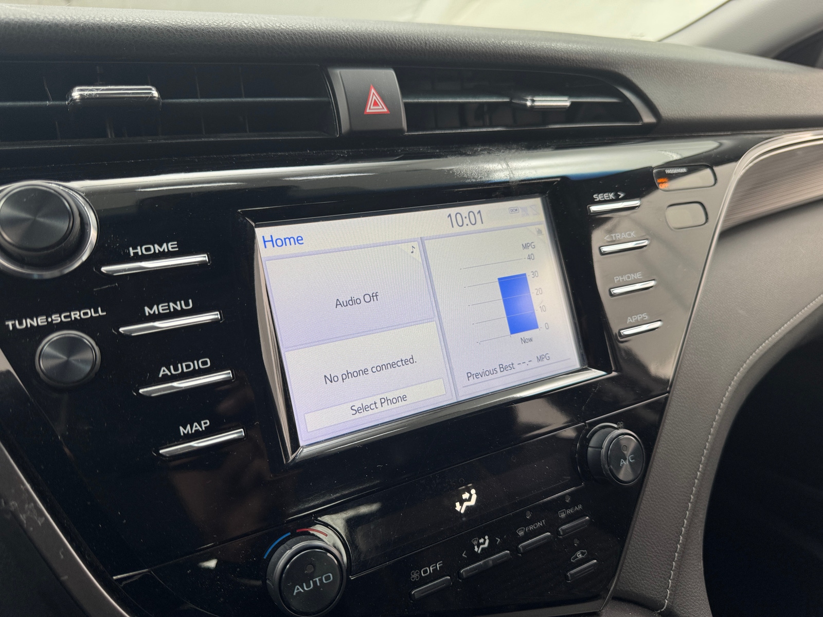 Thumbnail: 2019 Toyota Camry - 3