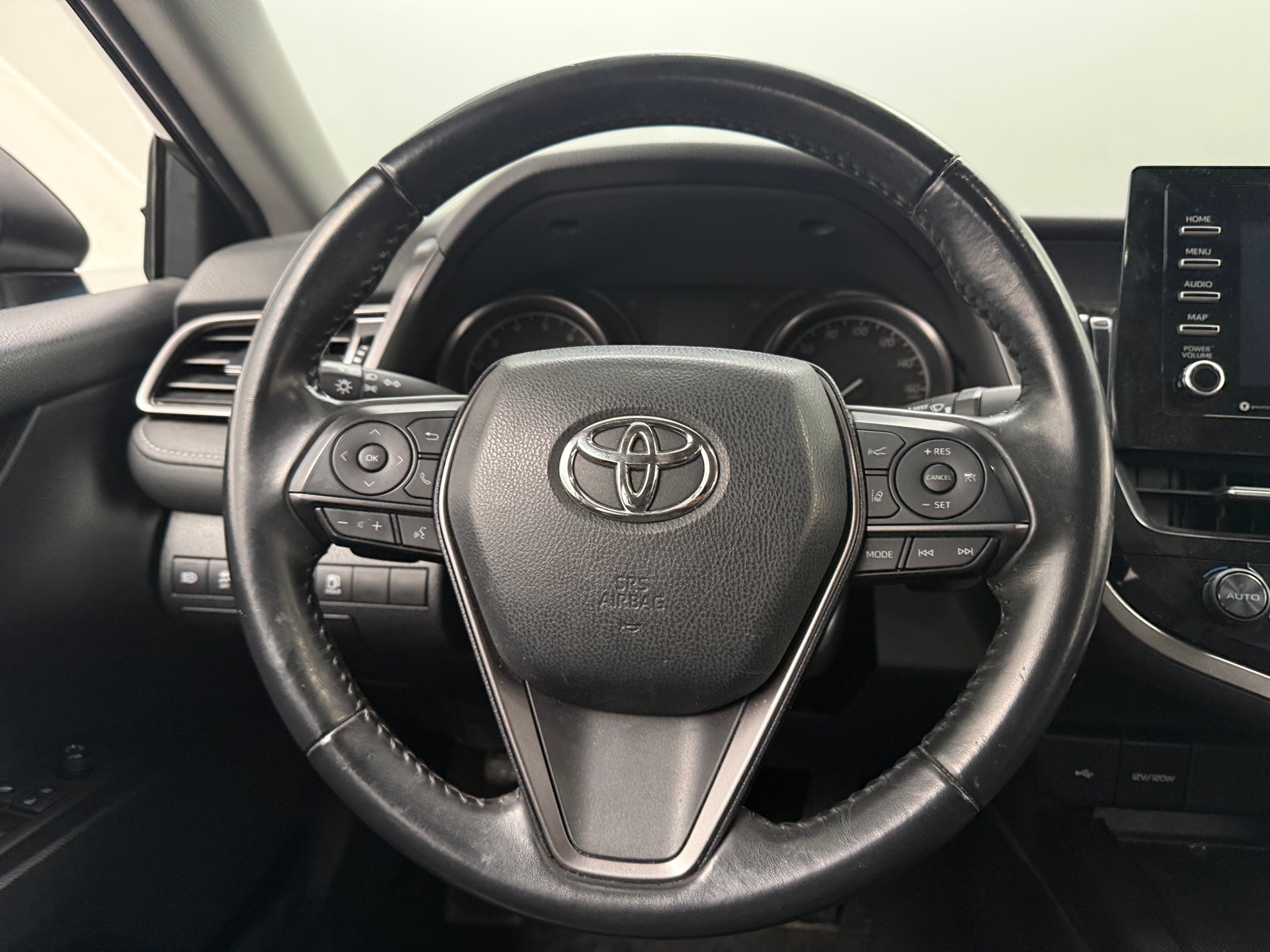 Thumbnail: 2021 Toyota Camry - 4