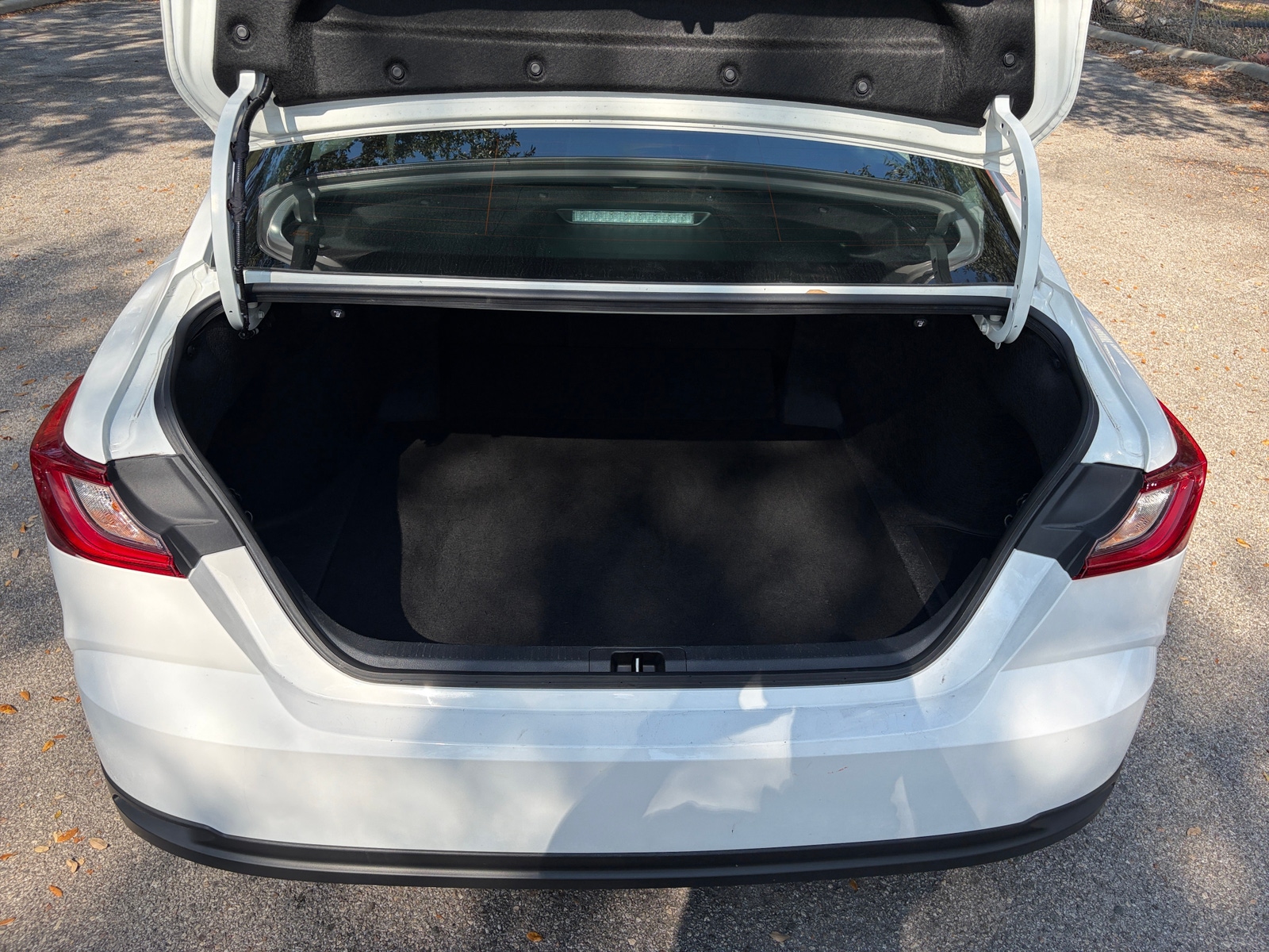 Thumbnail: 2025 Toyota Camry - 4