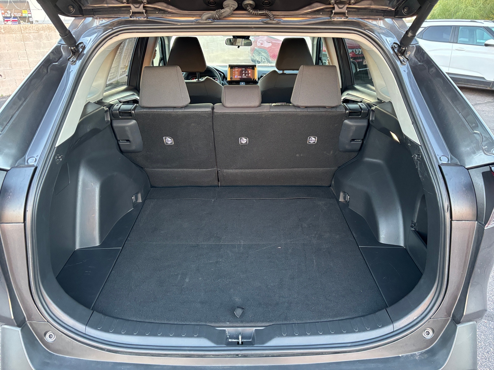 Thumbnail: 2025 Toyota RAV4 - 4