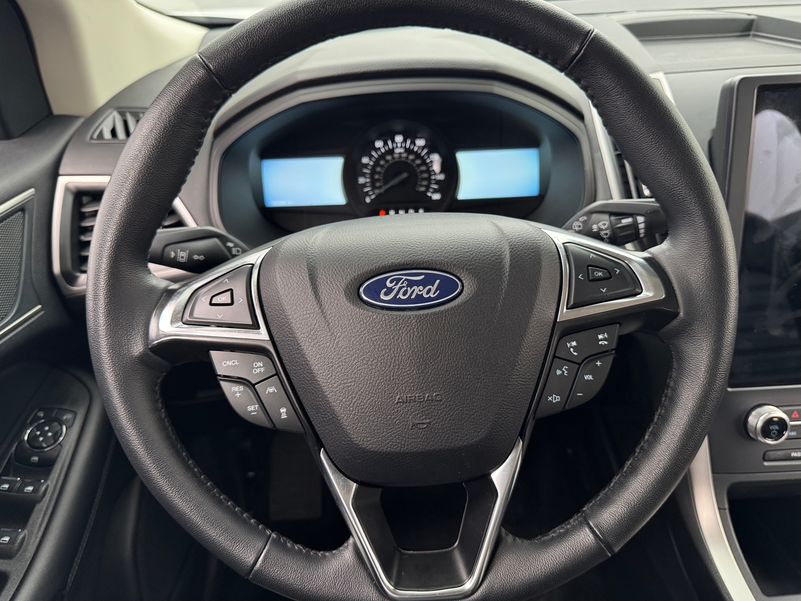 Thumbnail: 2024 Ford Edge - 4