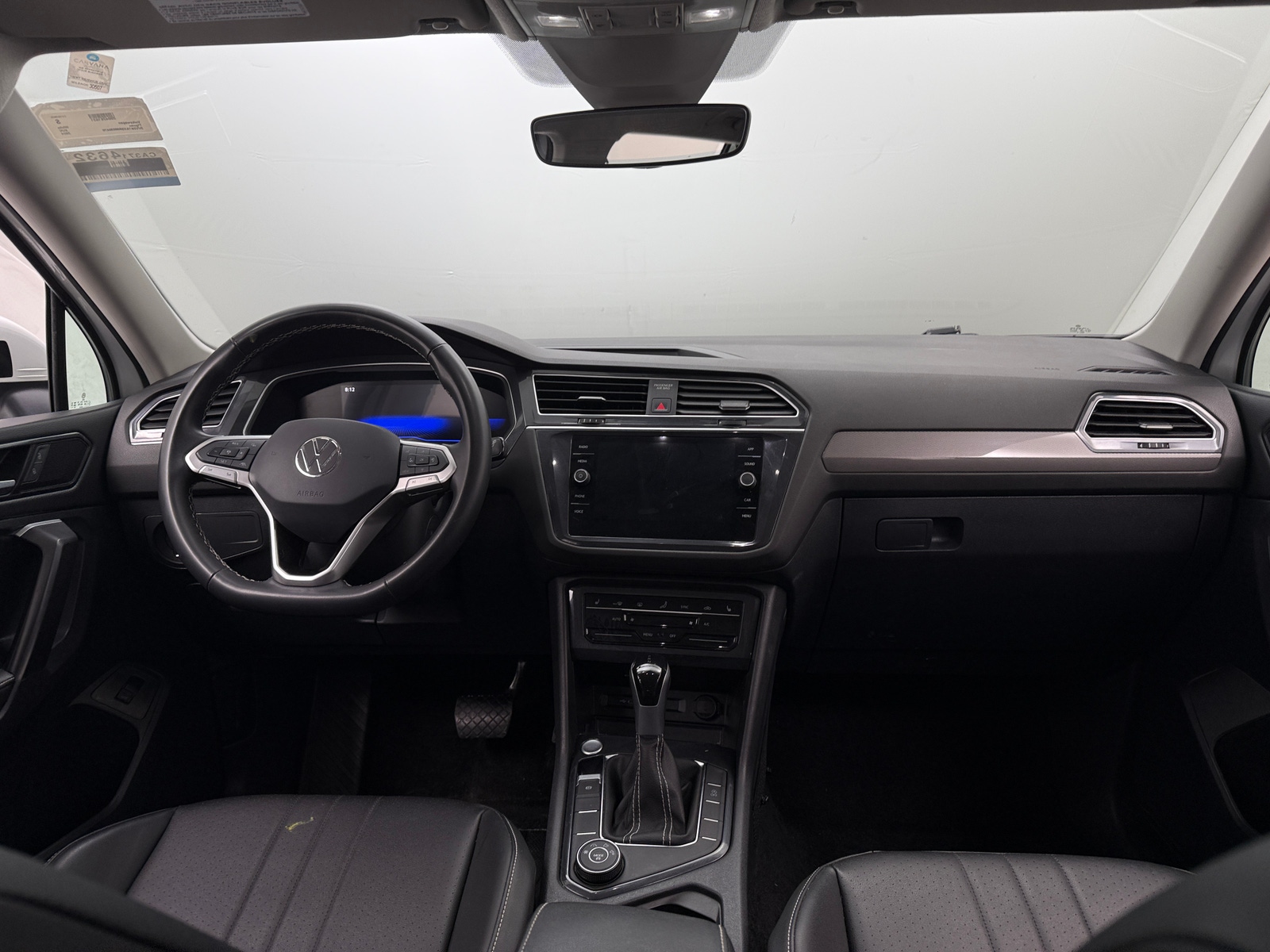 Thumbnail: 2024 Volkswagen Tiguan - 2