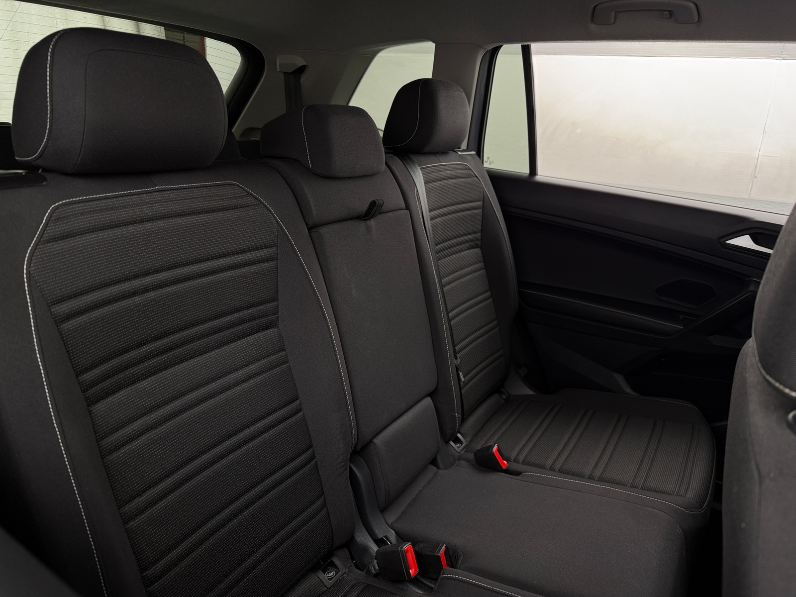 Thumbnail: 2024 Volkswagen Tiguan - 6