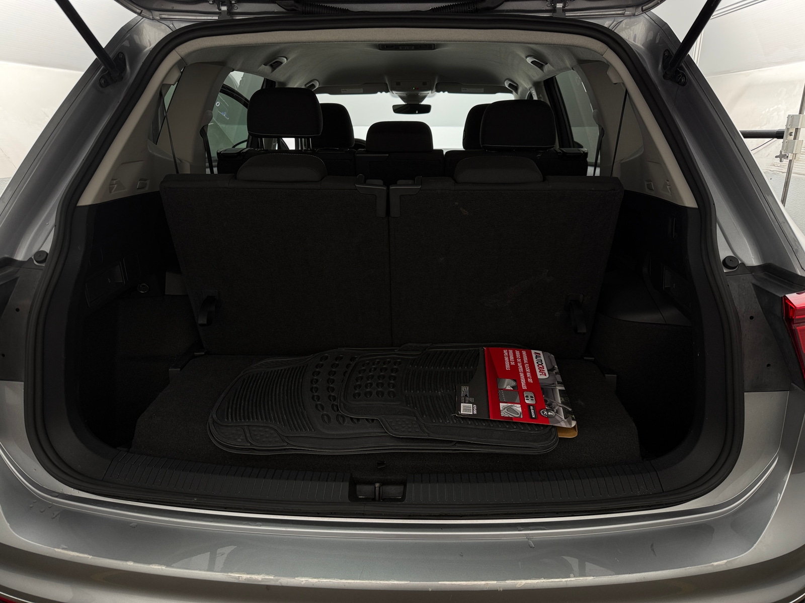 Thumbnail: 2024 Volkswagen Tiguan - 7