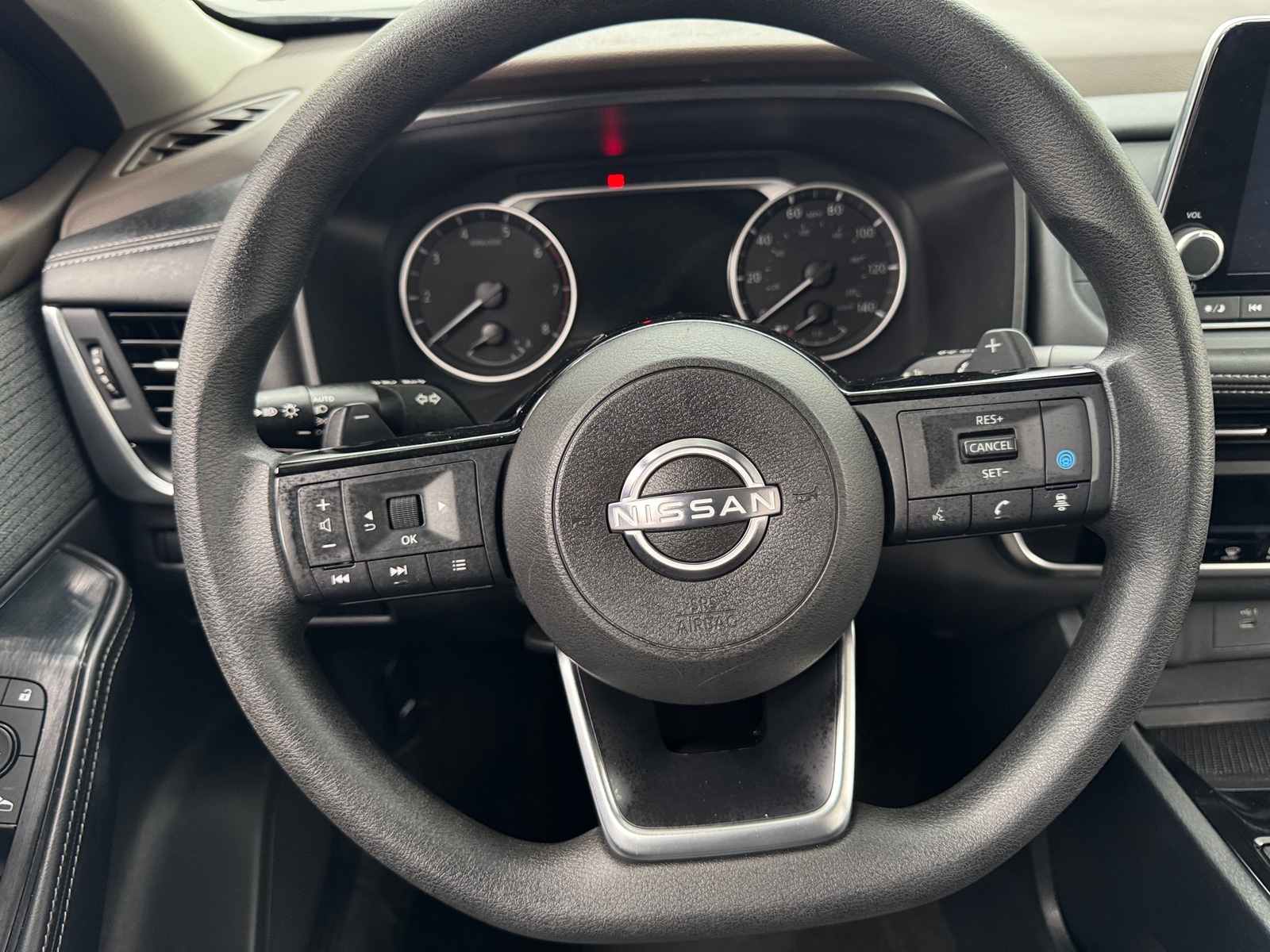 Thumbnail: 2023 Nissan Rogue - 5