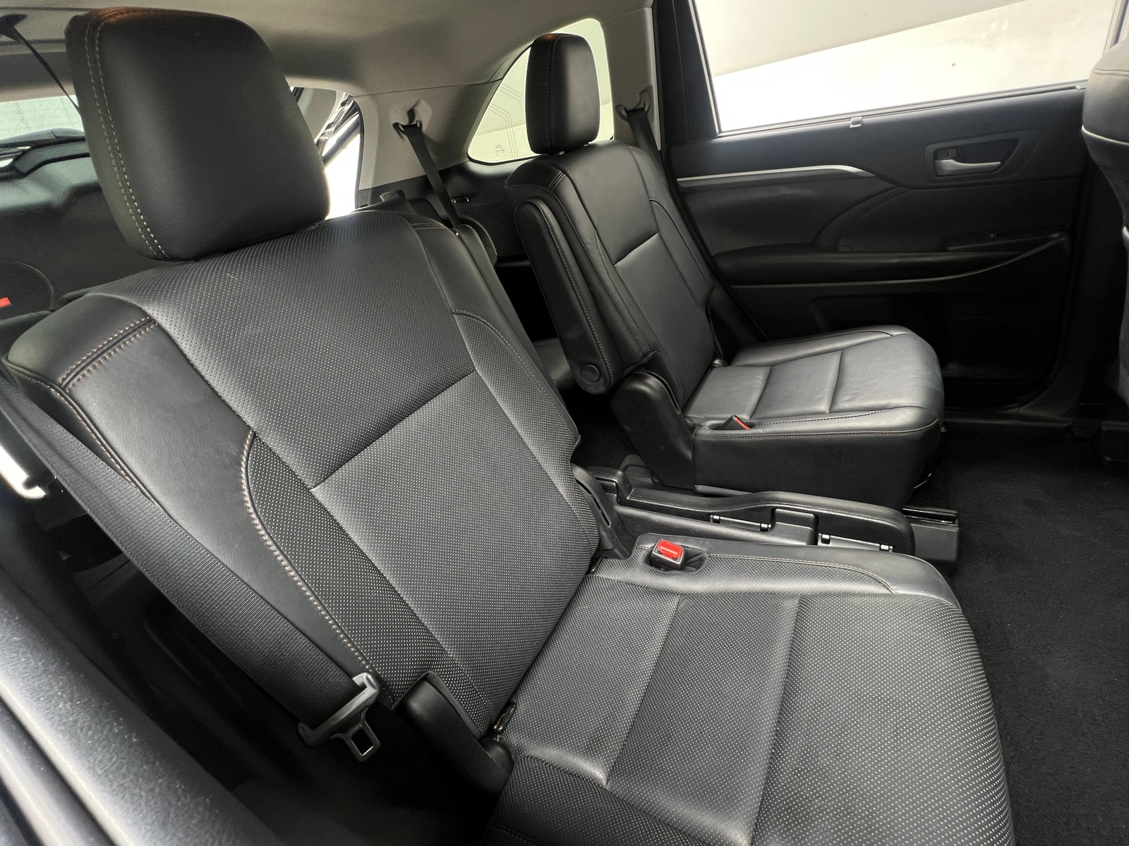 Thumbnail: 2018 Toyota Highlander - 5