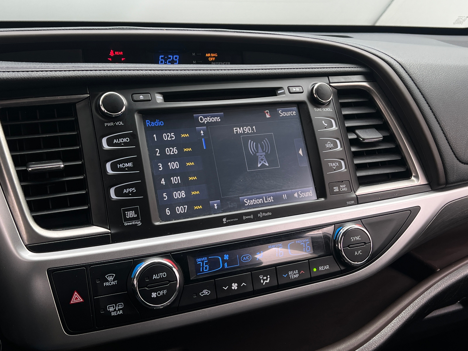 Thumbnail: 2018 Toyota Highlander - 3