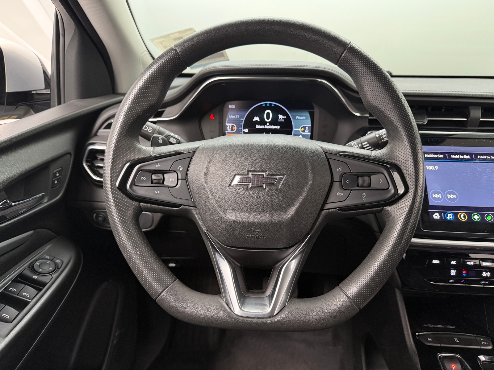 Thumbnail: 2022 Chevrolet Bolt EUV - 5