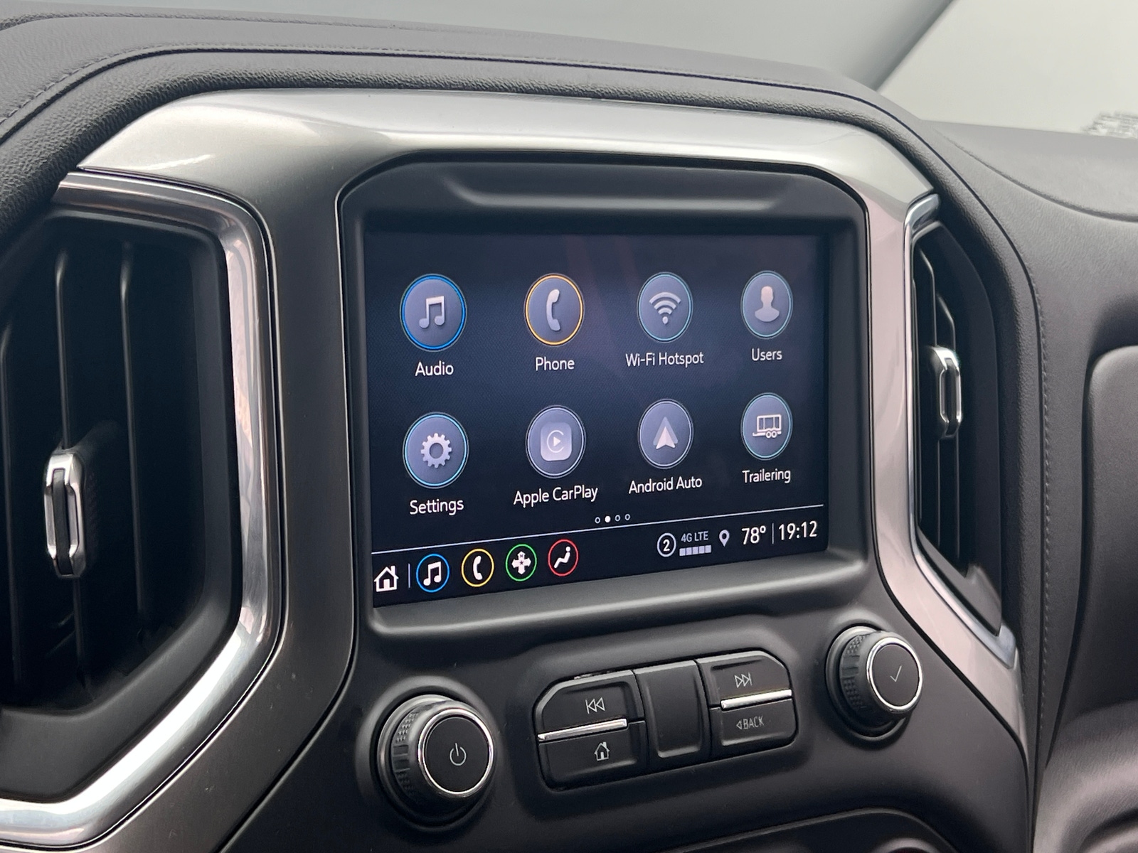 Thumbnail: 2022 Chevrolet Silverado 1500 - 3