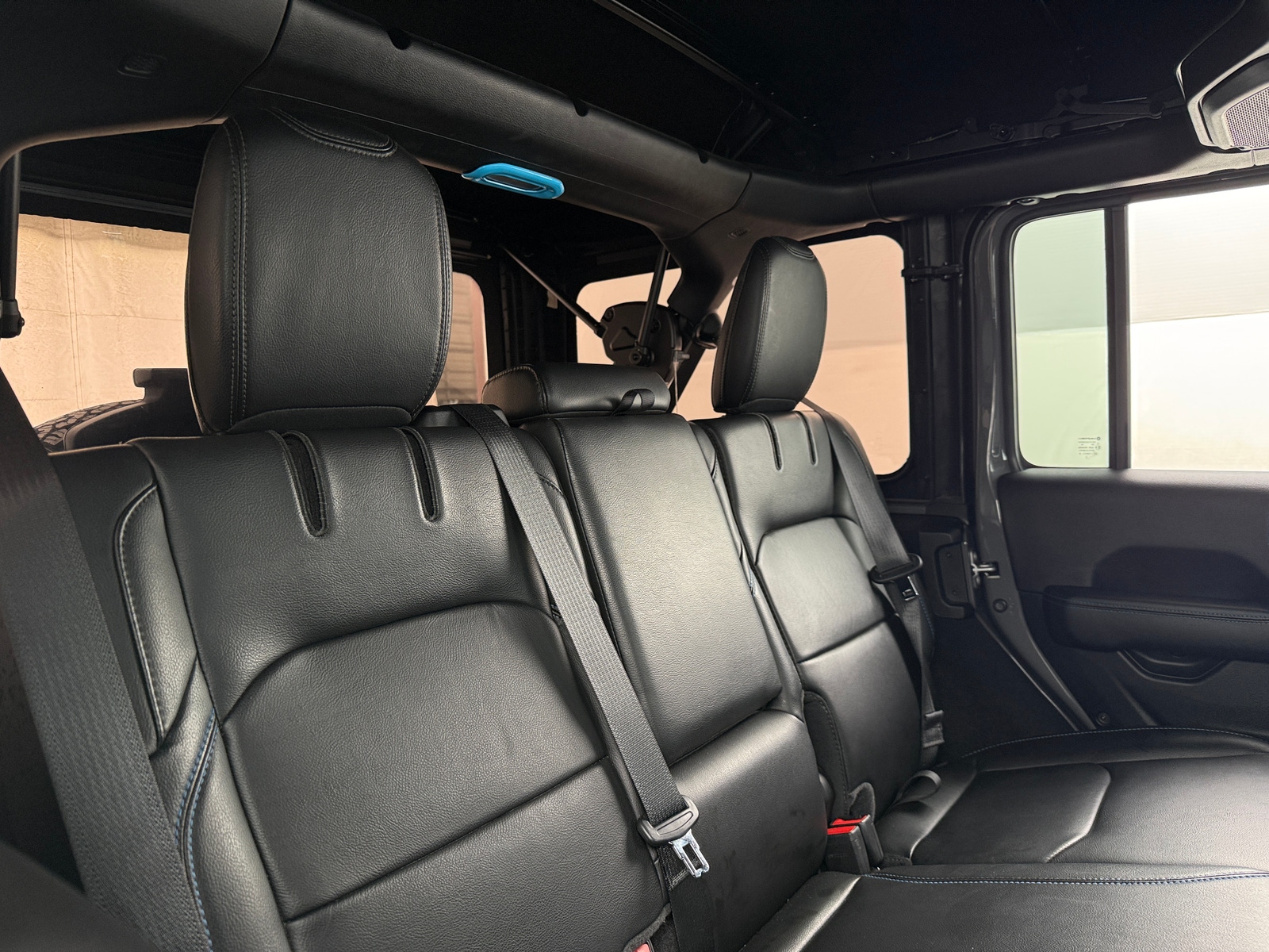 Thumbnail: 2022 Jeep Wrangler - 5