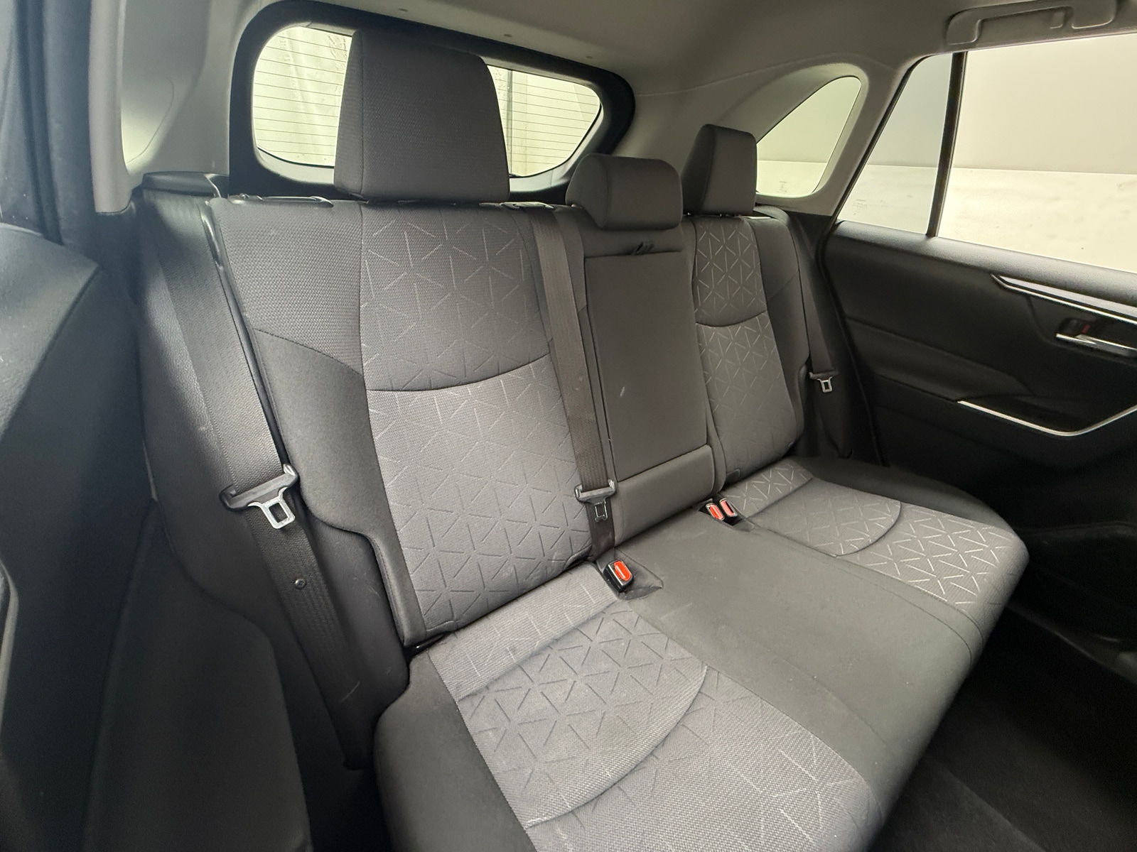 Thumbnail: 2019 Toyota RAV4 - 6