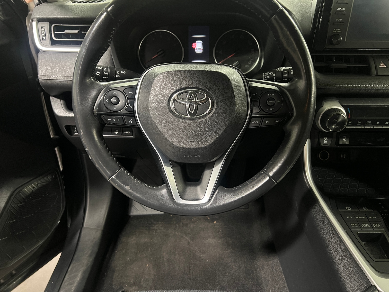 Thumbnail: 2019 Toyota RAV4 - 5