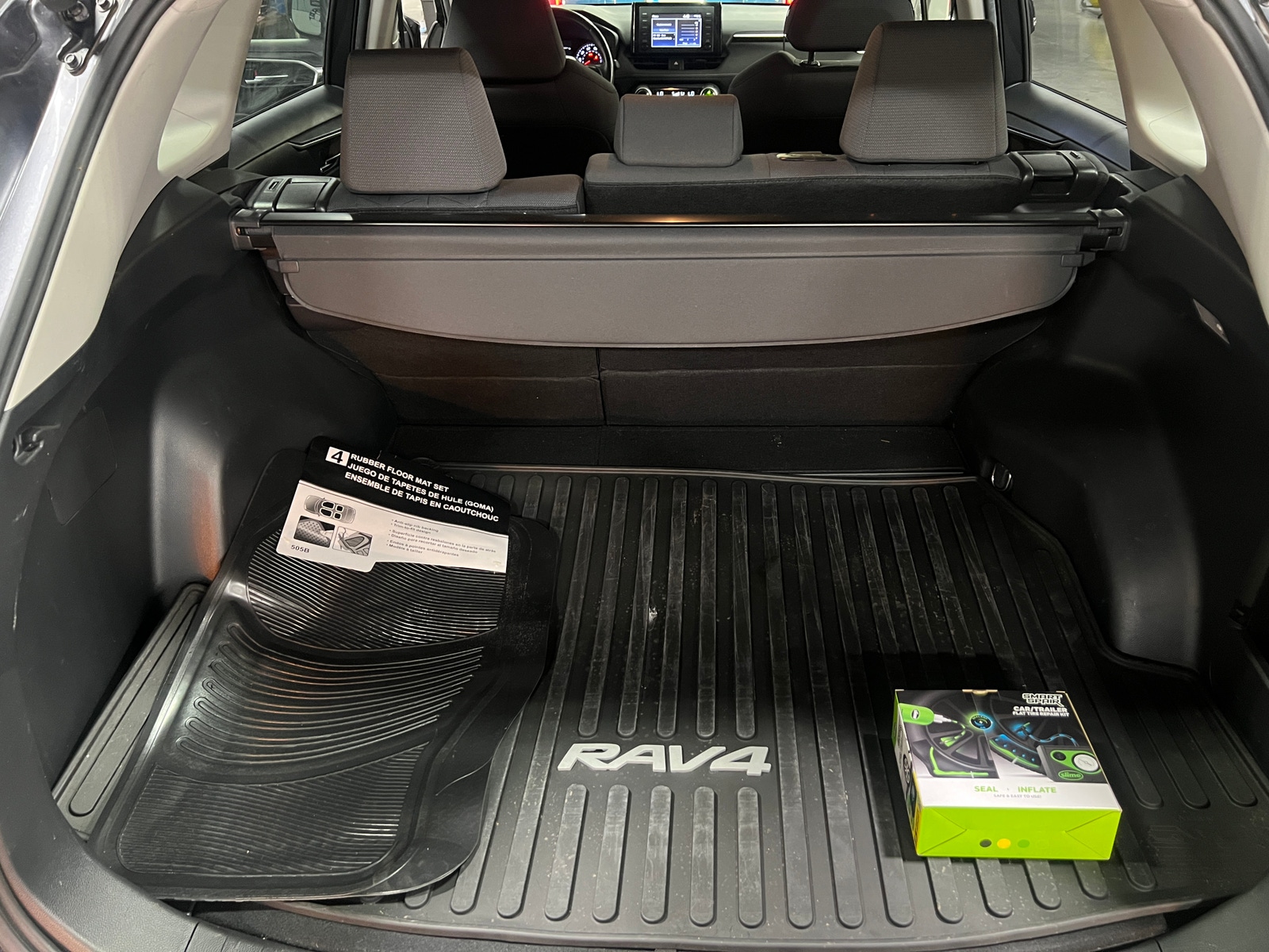 Thumbnail: 2019 Toyota RAV4 - 7