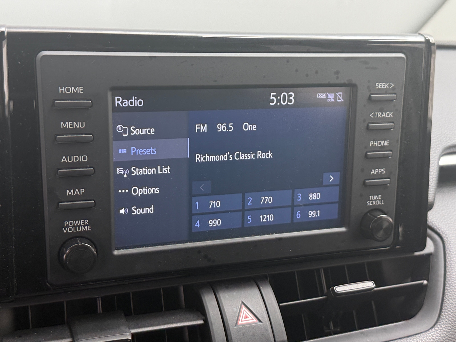 Thumbnail: 2019 Toyota RAV4 - 4