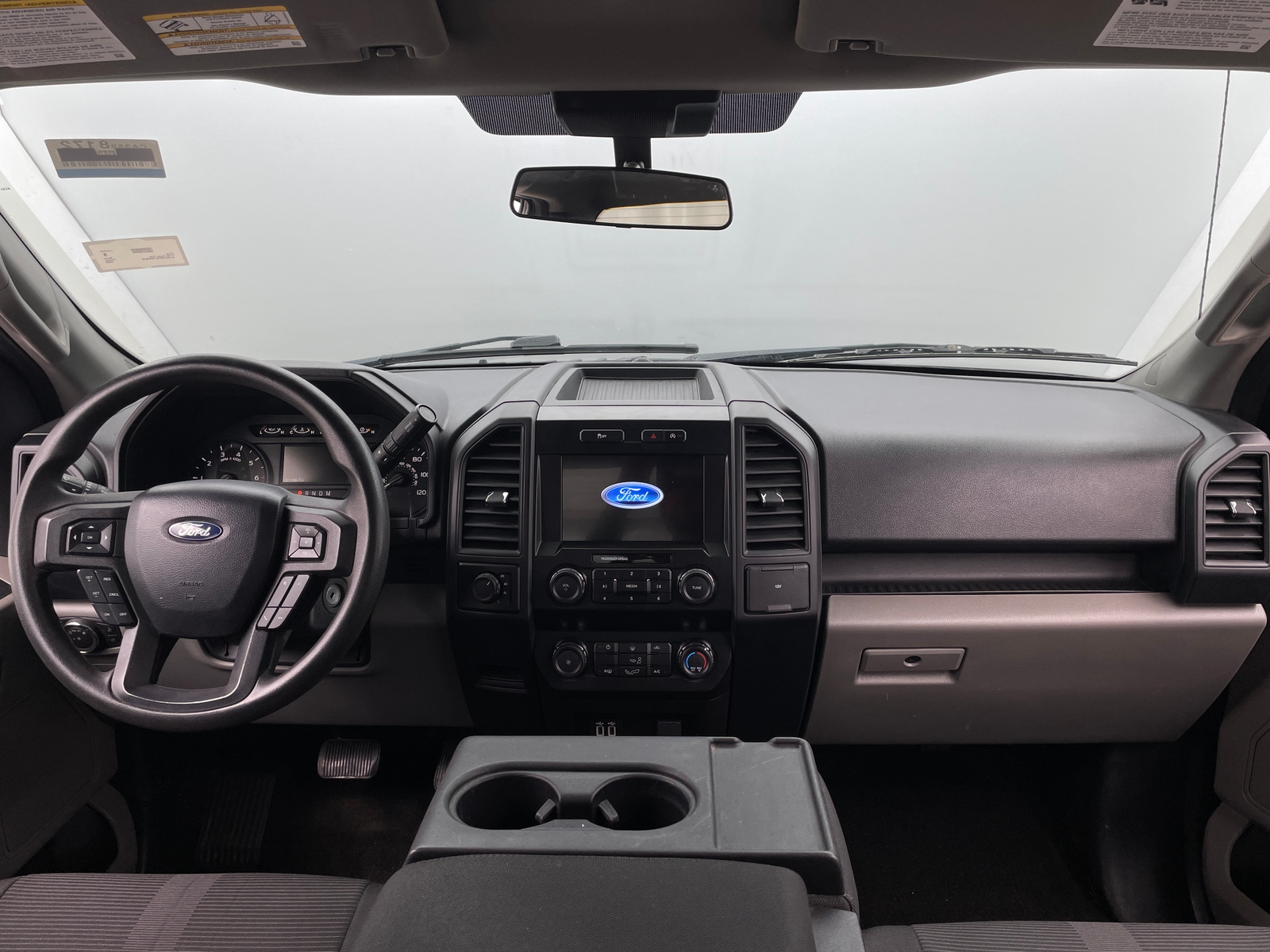 Thumbnail: 2020 Ford Econoline - 3