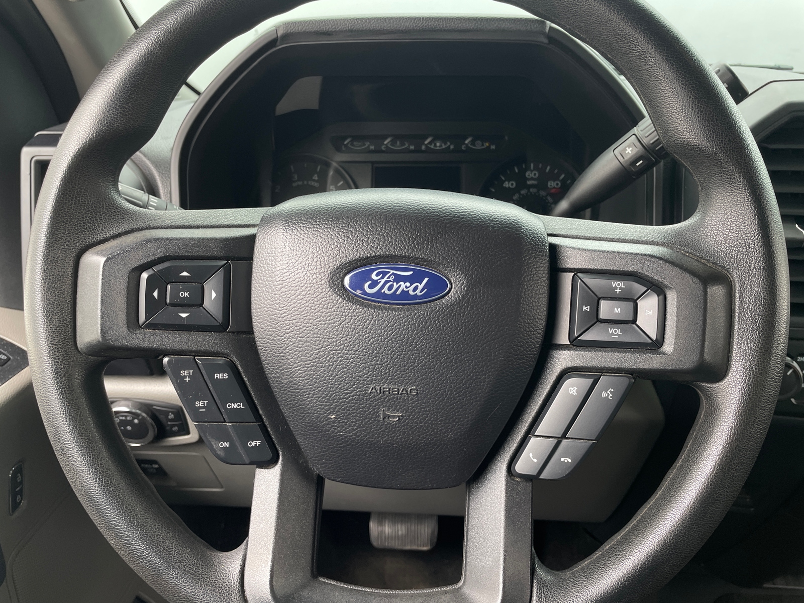 Thumbnail: 2020 Ford Econoline - 5