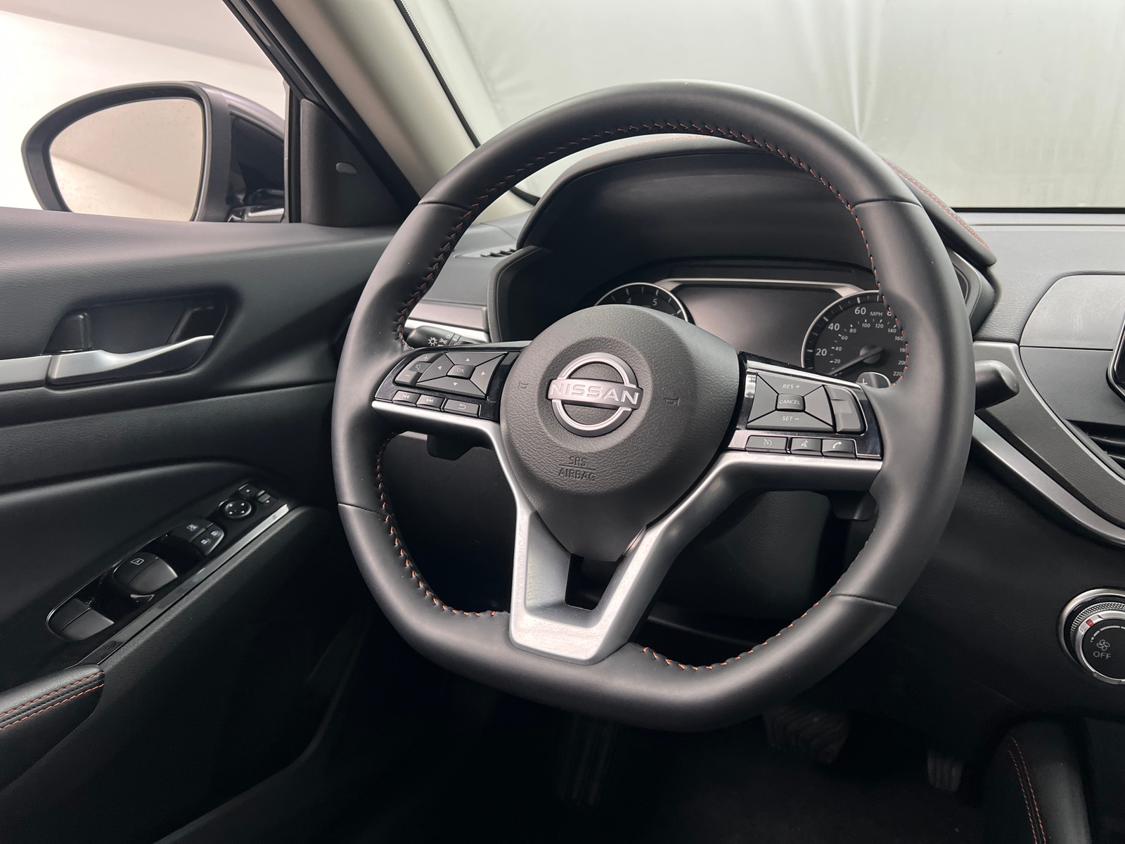 Thumbnail: 2025 Nissan Altima - 5