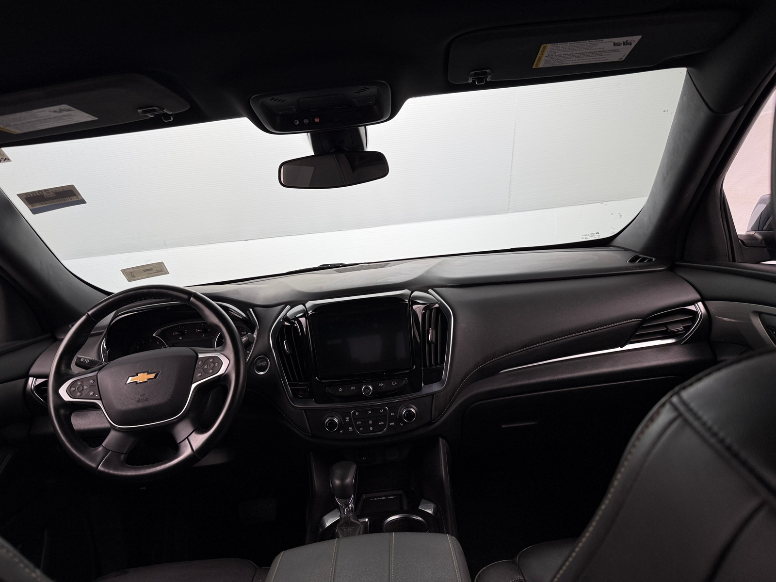 Thumbnail: 2023 Chevrolet Traverse - 3