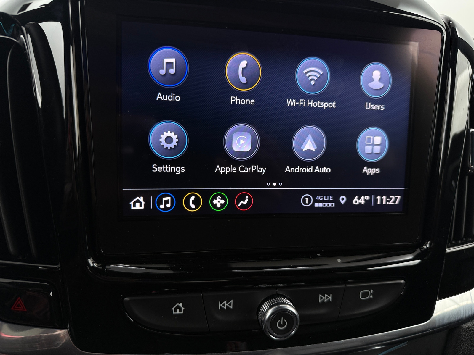 Thumbnail: 2023 Chevrolet Traverse - 4