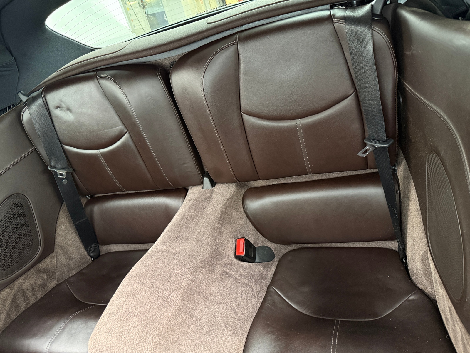 Thumbnail: 2010 Porsche 911 - 5