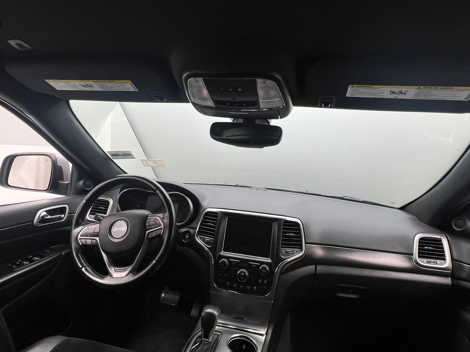 Thumbnail: 2018 Jeep Grand Cherokee - 3