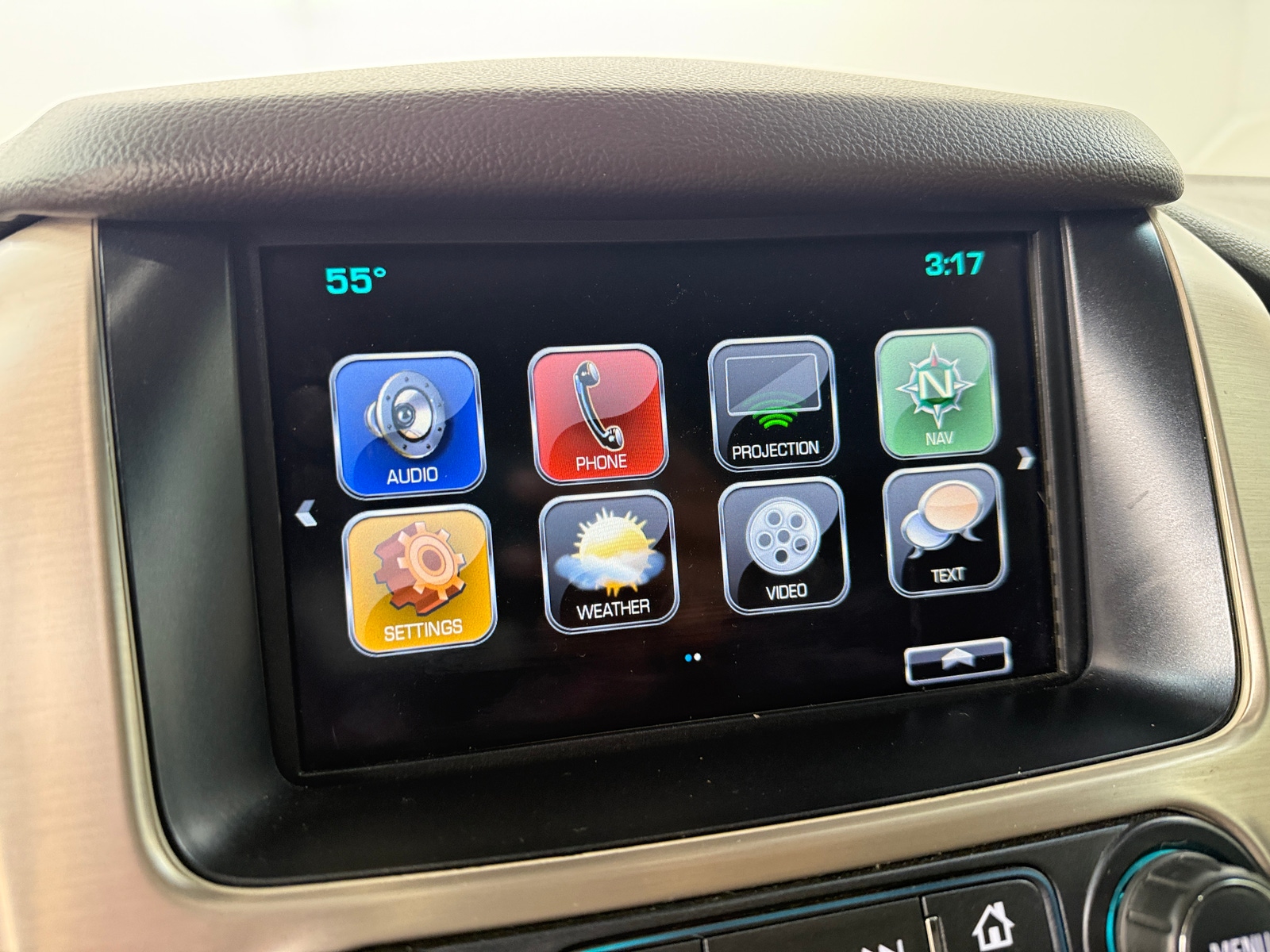 Thumbnail: 2017 GMC Yukon - 3