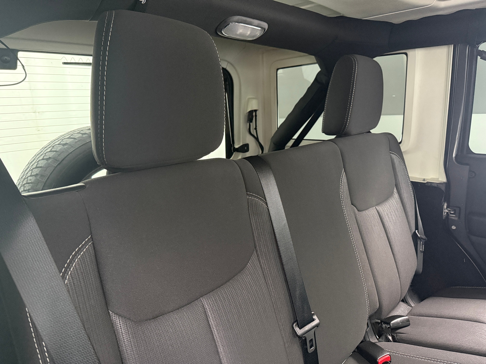 Thumbnail: 2014 Jeep Wrangler - 6