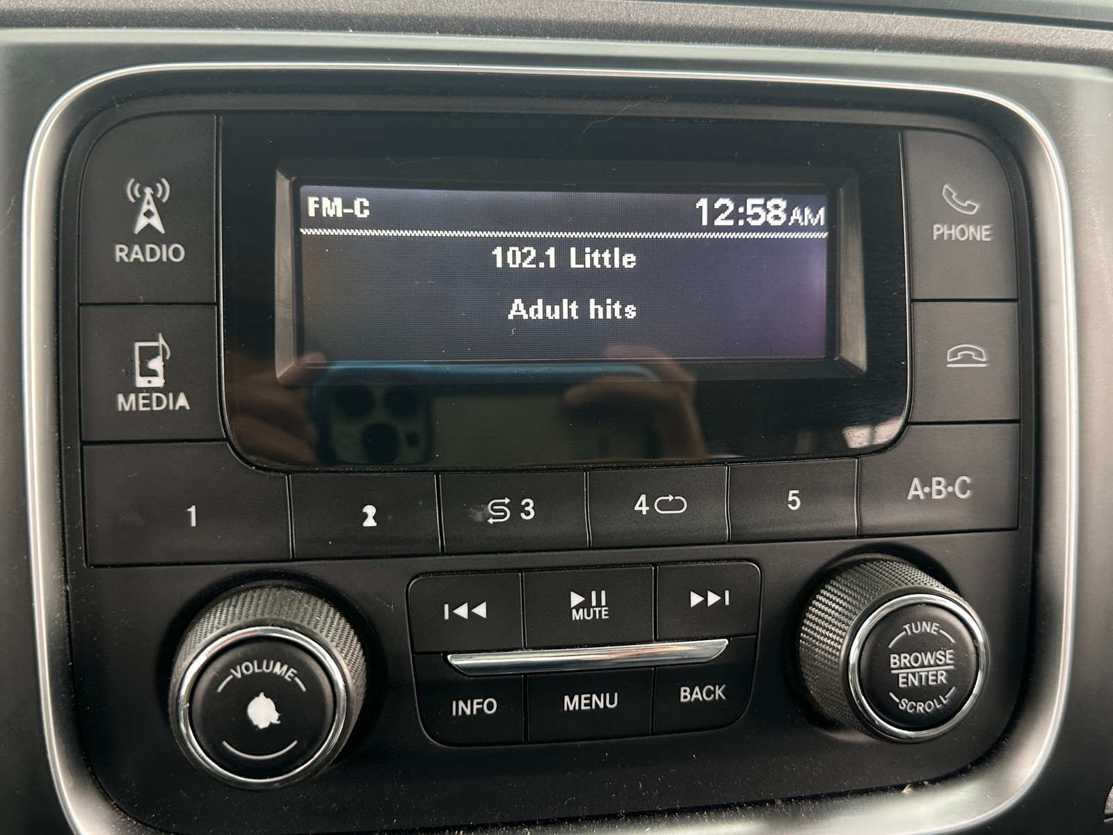 Thumbnail: 2019 RAM 1500 Classic - 4