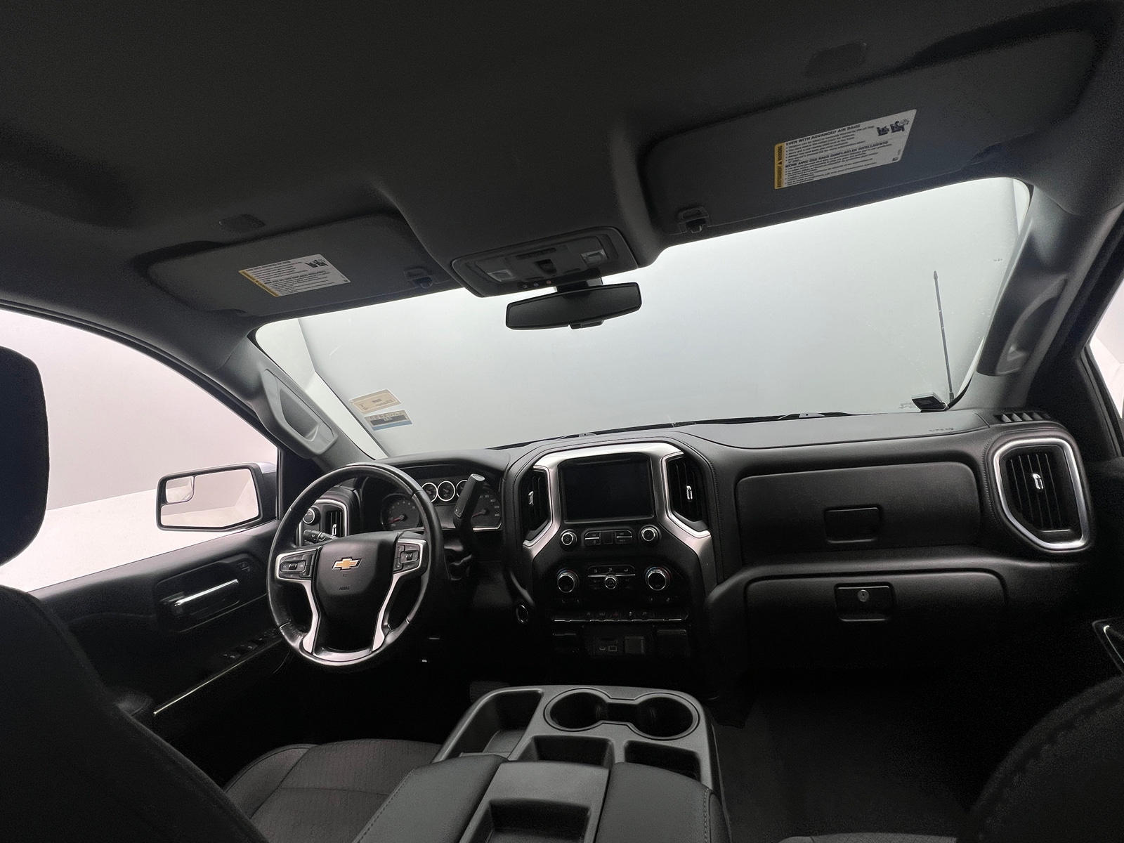 Thumbnail: 2020 Chevrolet Silverado 1500 - 3