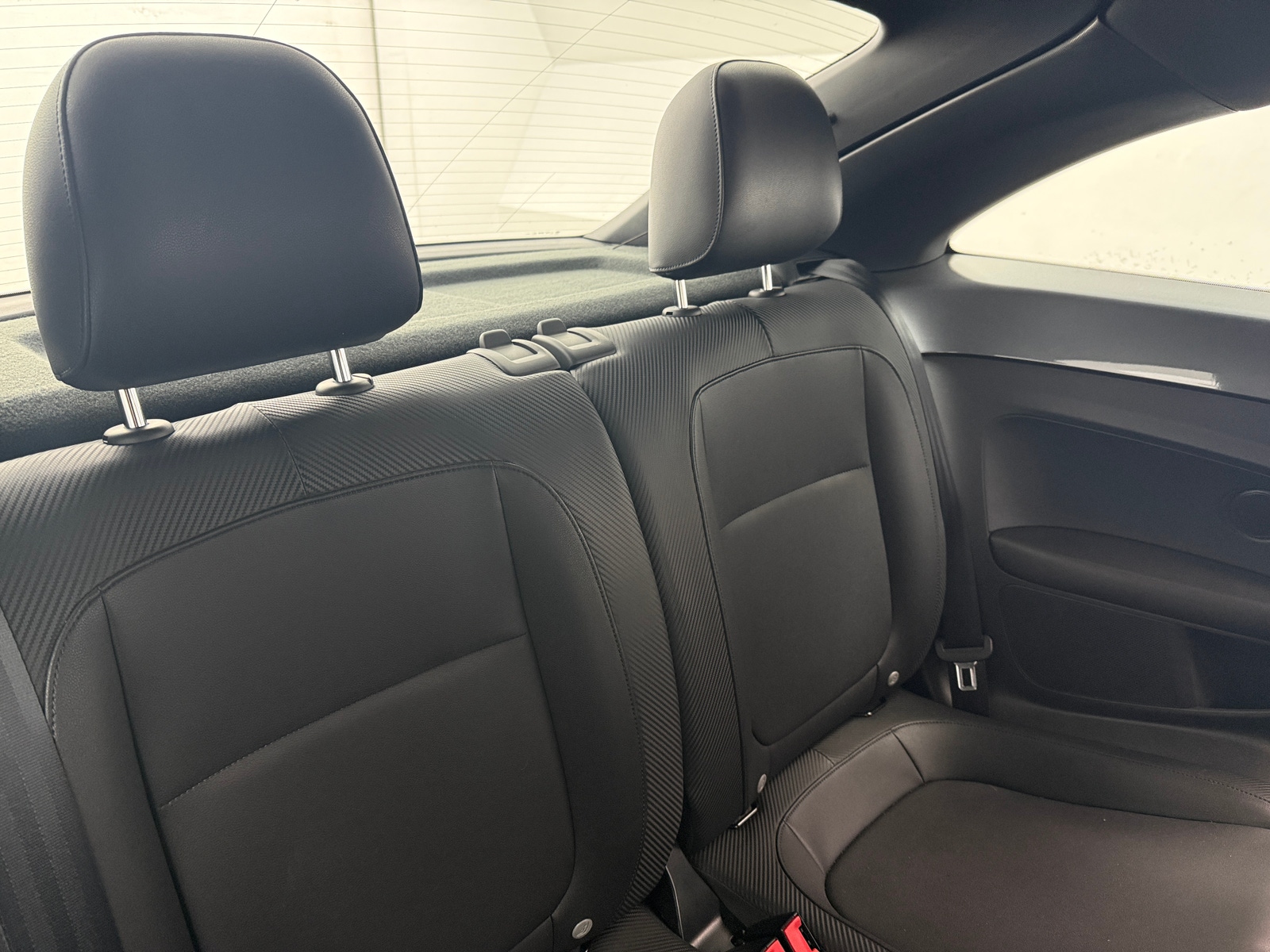 Thumbnail: 2014 Volkswagen Beetle - 5