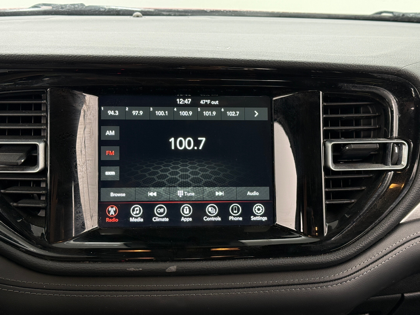 Thumbnail: 2023 Dodge Durango - 4