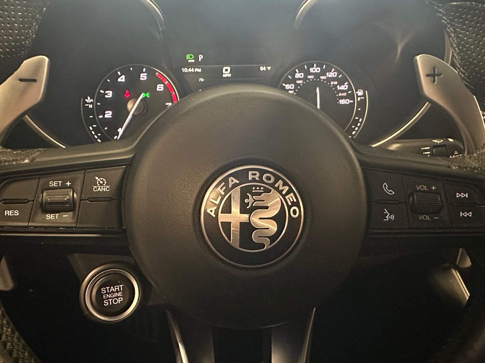 Thumbnail: 2020 Alfa Romeo Giulia - 4